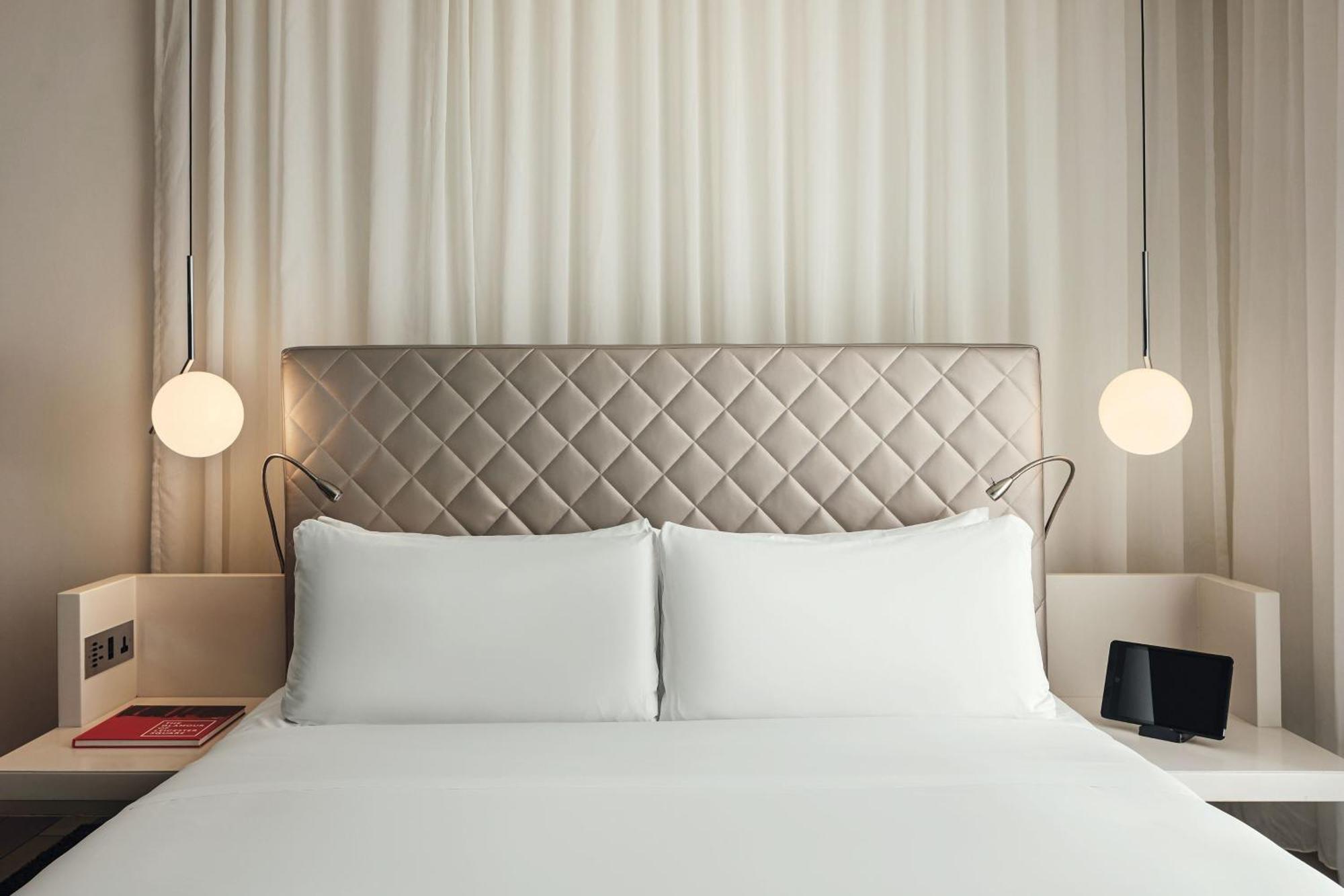 ดับเบิลยู ลอนดอน - เลสเตอร์ สแควร์ Hotel ภายนอก รูปภาพ